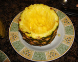 Foto del paso 1 de la receta: Piña rellena de frutas al cava