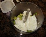 Foto del paso 1 de la receta: Crema suave de aguacate