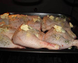 Foto del paso 1 de la receta: Pollo al horno con naranjas y cerveza