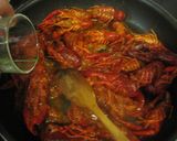 Foto del paso 4 de la receta: Cangrejos de río en salsa