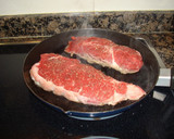 Foto del paso 1 de la receta: Entrecot de ternera asado con salsa de alcaparras