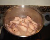 Foto del paso 1 de la receta: Calamares en salsa de almendras