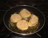 Foto del paso 2 de la receta: Merluza rebozada con pan rallado