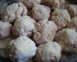 Foto del paso 1 de la receta: Bolitas con tomate