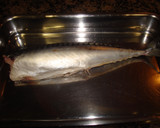 Foto del paso 1 de la receta: Caballa asada al horno con cebolla