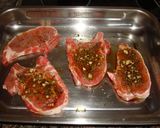 Foto del paso 3 de la receta: Chuletas de cerdo especiadas