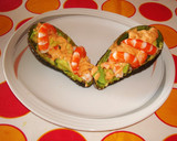 Foto del paso 4 de la receta: Aguacates rellenos de langostinos