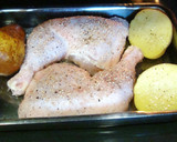 Foto del paso 3 de la receta: Pollo asado con peras