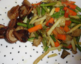 Foto del paso 1 de la receta: Parrillada de chuletas de pavo, setas y verduras