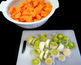 Foto del paso 2 de la receta: Crema de calabaza y puerro