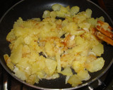 Foto del paso 2 de la receta: Tortilla Española con nueces