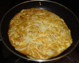 Foto del paso 4 de la receta: Tortilla Española con nueces