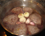 Foto del paso 2 de la receta: Escalopines de ternera en salsa
