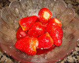 Foto del paso 1 de la receta: Frutas rojas al cava