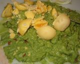 Foto del paso 4 de la receta: Huevos rellenos con aguacate (palta)