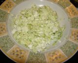 Foto del paso 2 de la receta: Aguacates rellenos de requesón y miel