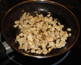 Foto del paso 1 de la receta: Ensalada de pollo y aguacate