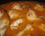 Foto del paso 3 de la receta: Pollo enharinado con tomate