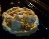 Foto del paso 3 de la receta: Mini pizza casera de atún y maiz