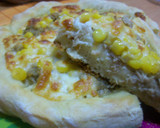Foto del paso 4 de la receta: Mini pizza casera de atún y maiz