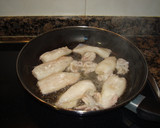 Foto del paso 2 de la receta: Calamares fritos con ensalada