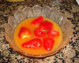 Foto del paso 1 de la receta: Fresas balsámicas en zumo de mandarina