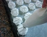 Foto del paso 2 de la receta: Merengues caseros
