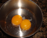 Foto del paso 1 de la receta: Salsa Holandesa (Carme)