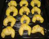 Foto del paso 5 de la receta: Medialunas para el desayuno
