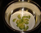Foto del paso 1 de la receta: Salsa de aguacate