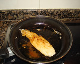 Foto del paso 1 de la receta: Filetes de merluza a la catalana