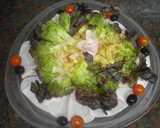 Foto del paso 5 de la receta: Ensalada de hoja roble y pavo