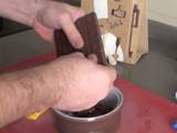 Semi-esfera de chocolate rellena de helado