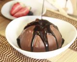 Foto del paso 5 de la receta: Semi-esfera de chocolate rellena de helado