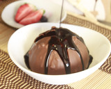 Foto del paso 5 de la receta: Semi-esfera de chocolate rellena de helado