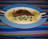 Foto del paso 4 de la receta: Merluza con piñones y sésamo