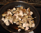 Foto del paso 1 de la receta: Salteado de setas con butifarra