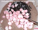 Foto del paso 1 de la receta: Chocolate chips muffins con marshmallows