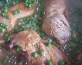 Foto del paso 4 de la receta: Pollo alemán con guisantes
