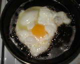Foto del paso 7 de la receta: Arroz a la cubana con huevo frito y plátano