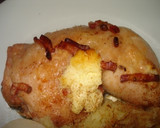 Foto del paso 4 de la receta: Muslos de pollo al limón con bacon ahumado y queso crema