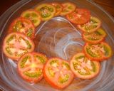 Foto del paso 1 de la receta: Ensalada de tomates y sardinas