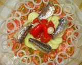 Foto del paso 4 de la receta: Ensalada de tomates y sardinas