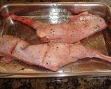 Foto del paso 1 de la receta: Conejo asado con peras caramelizadas