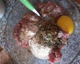 Foto del paso 1 de la receta: Albóndigas en colchón de papas fritas