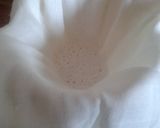 Foto del paso 4 de la receta: Leche de almendras más sana y deliciosa que la de vaca