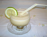 Foto del paso 3 de la receta: Batido de manzana platano y limonada