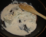 Foto del paso 2 de la receta: Espinacas en salsa roquefort
