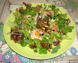 Foto del paso 3 de la receta: Ensalada fresca de pollo, alcaparras y piñones