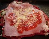 Foto del paso 1 de la receta: Carne rellena con omelette y tomates